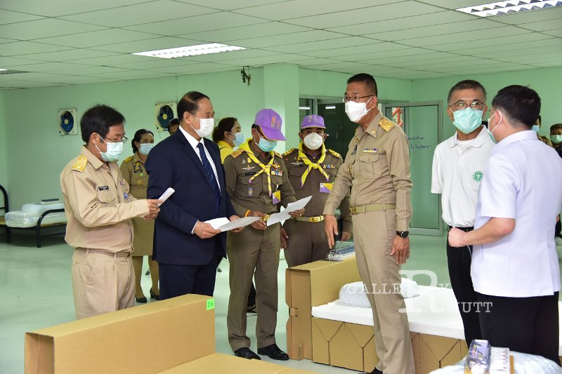 20210426-Governor inspects field hospitals-137.JPG